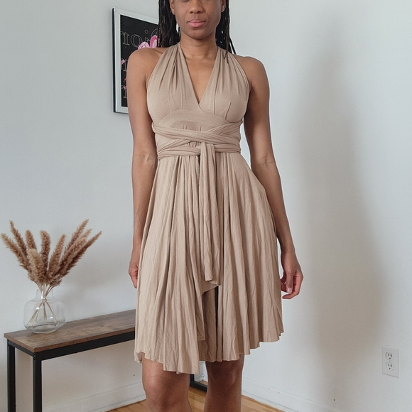 Versatile Dress - Picture 1 of 9